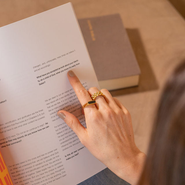 Waterproof Gold Black Bar Ring
