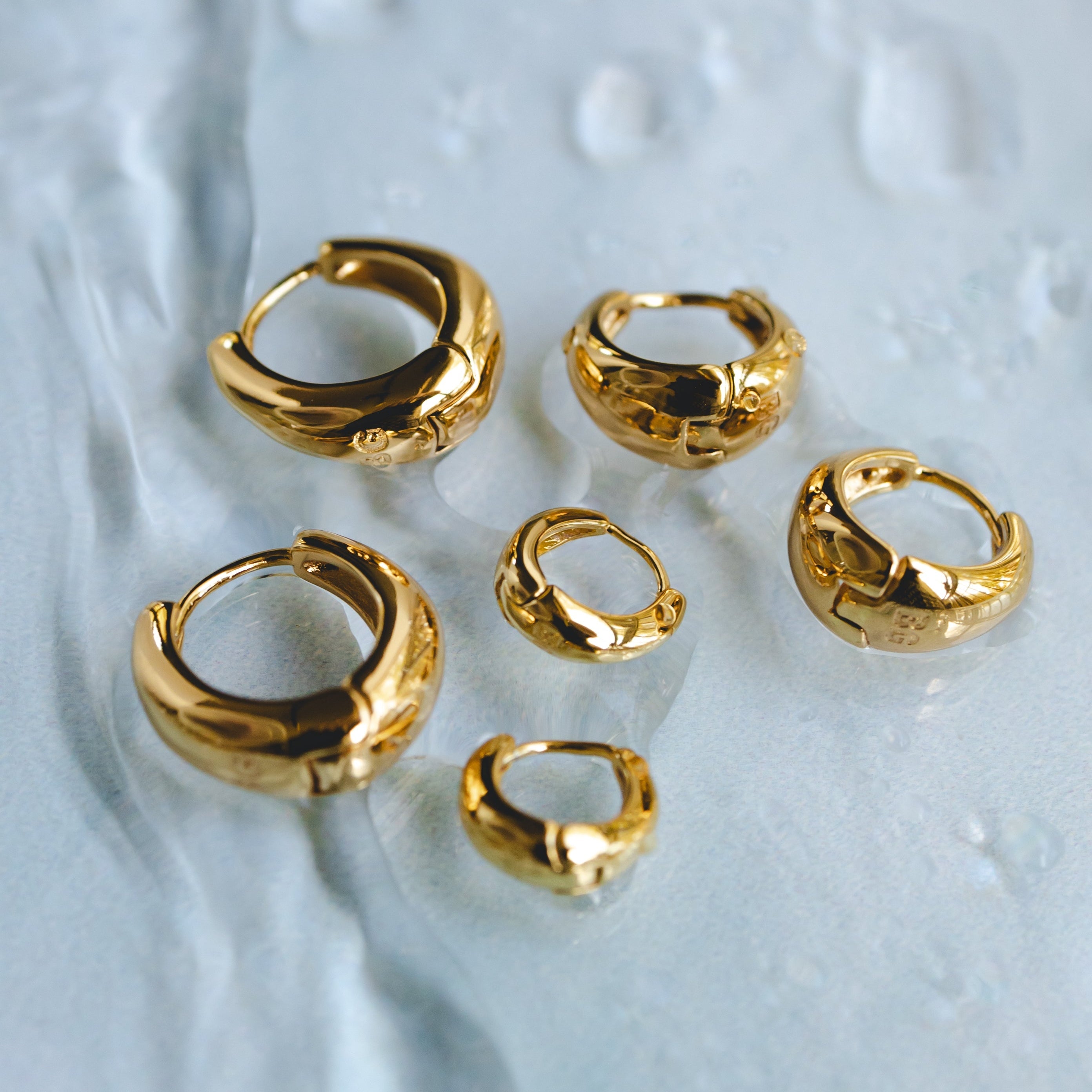 18K Gold 10mm Zenith Hoops