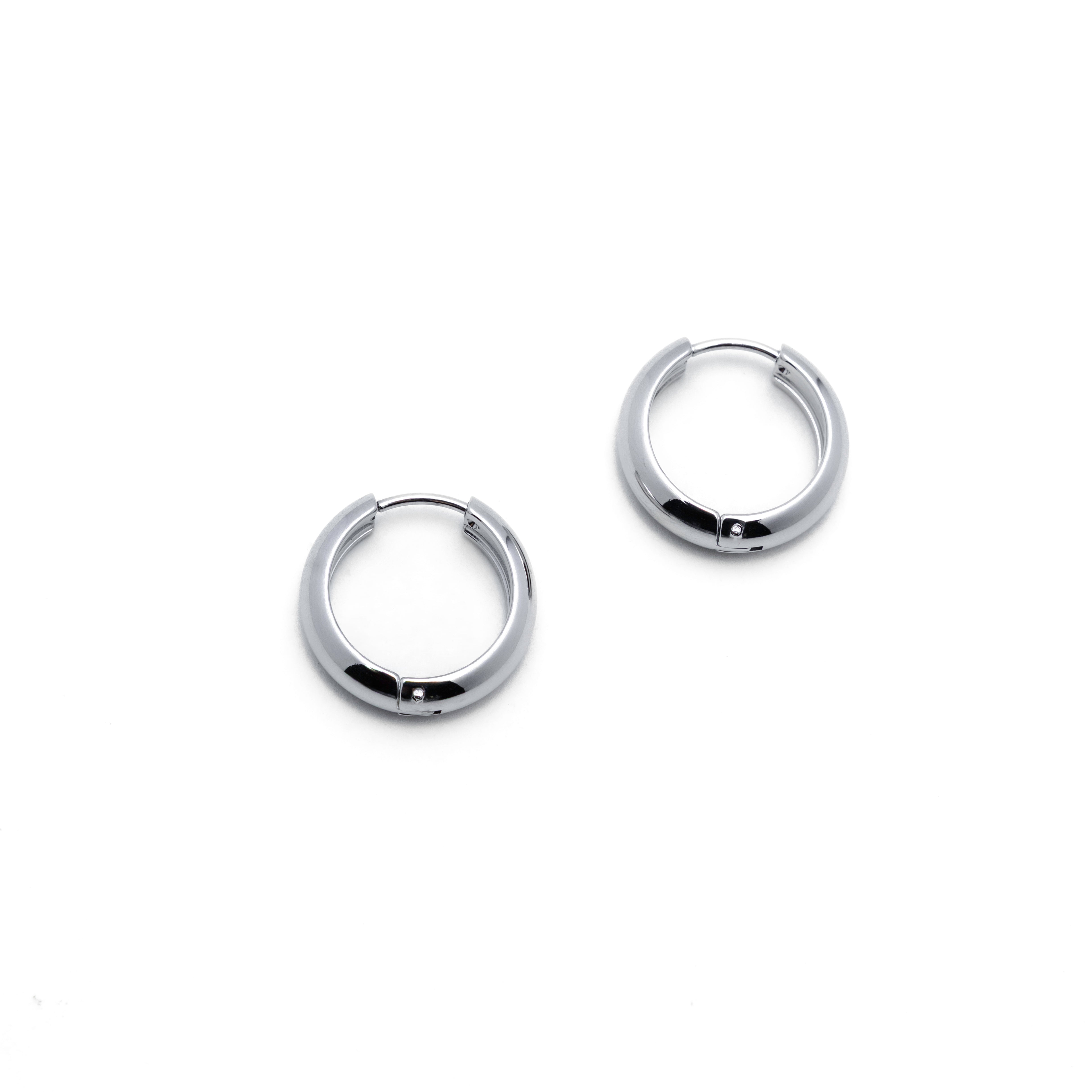Waterproof 19mm Silver Everyday Hoops