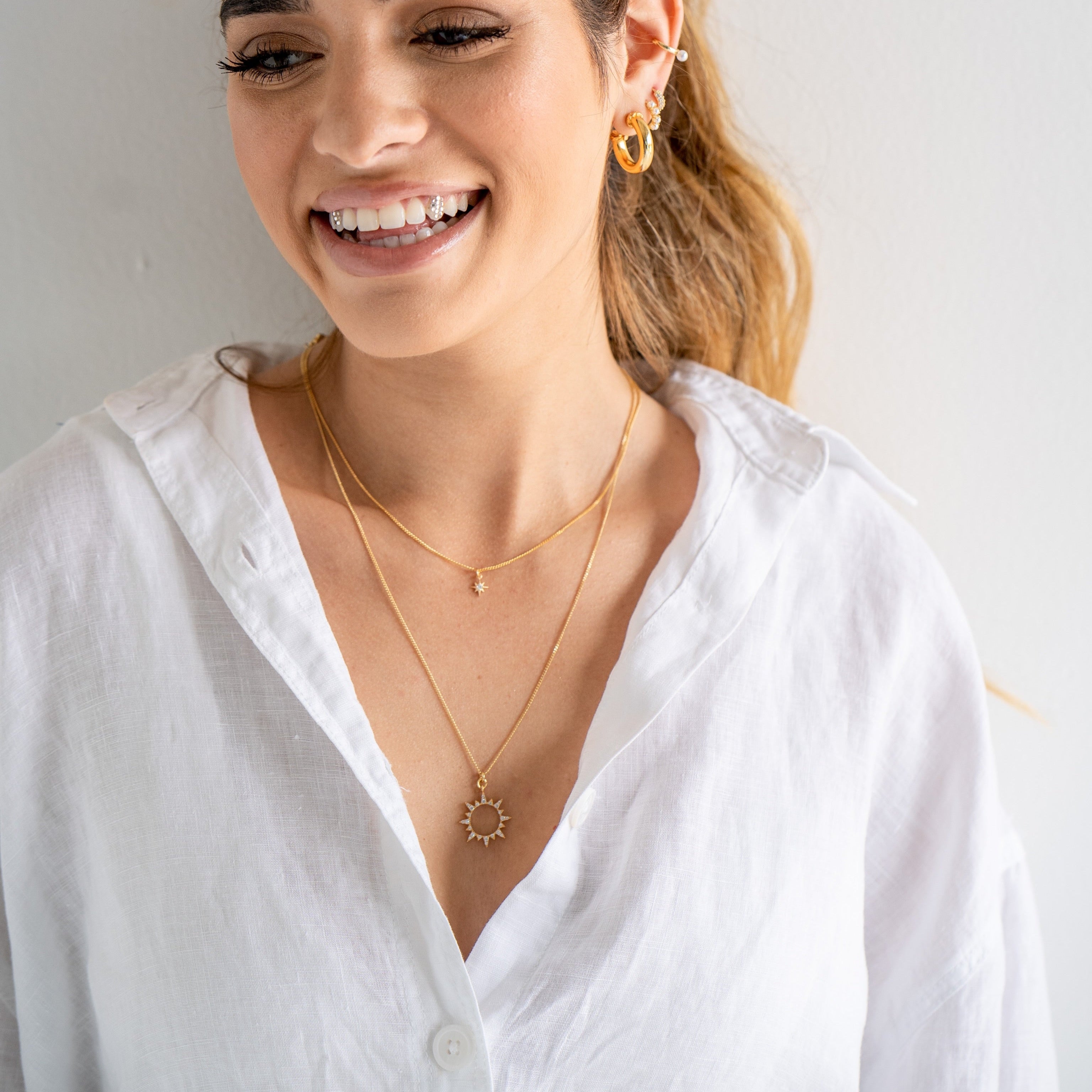 18K Gold Star Shaped Diamond Necklace