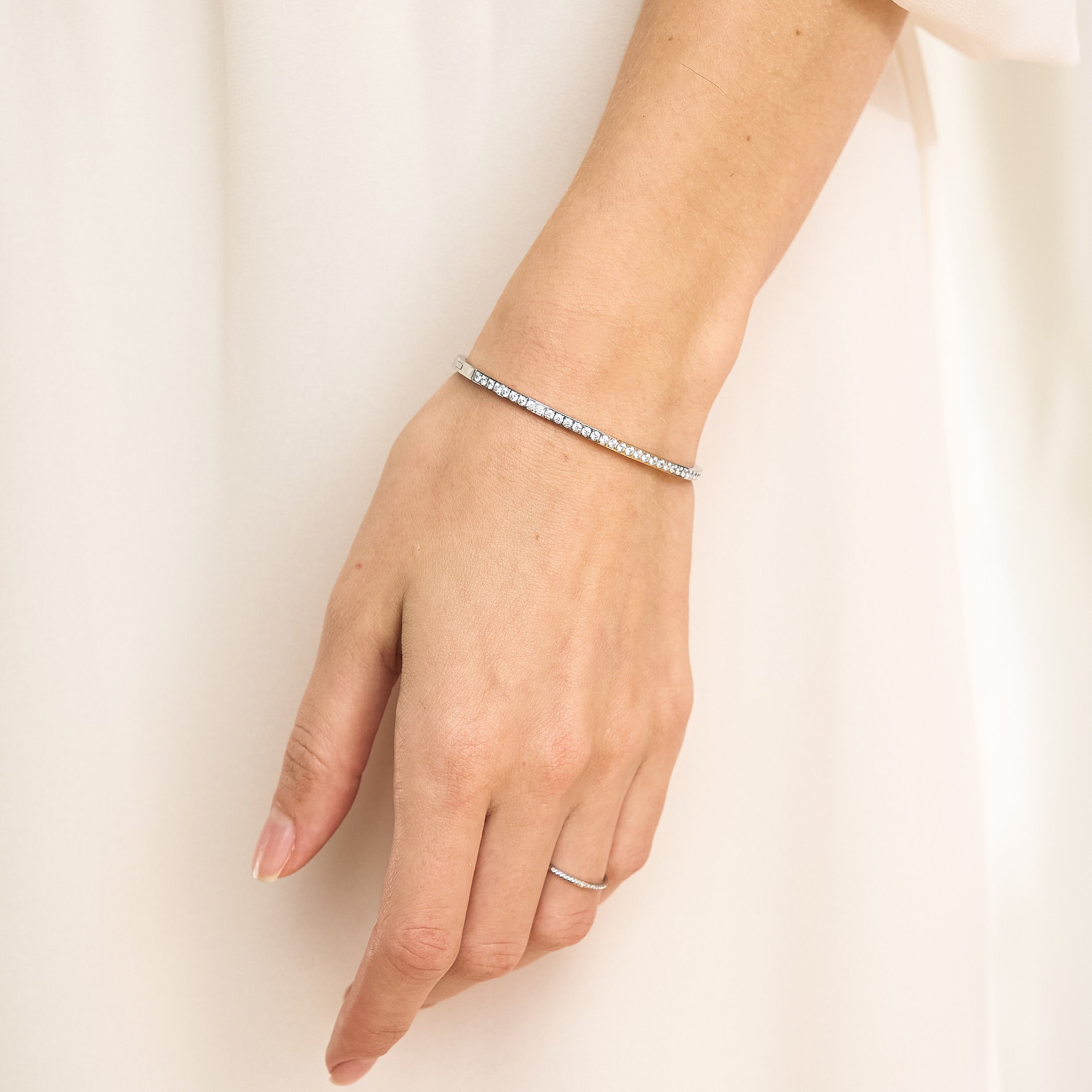 Waterproof Silver Lined Diamond Bangle