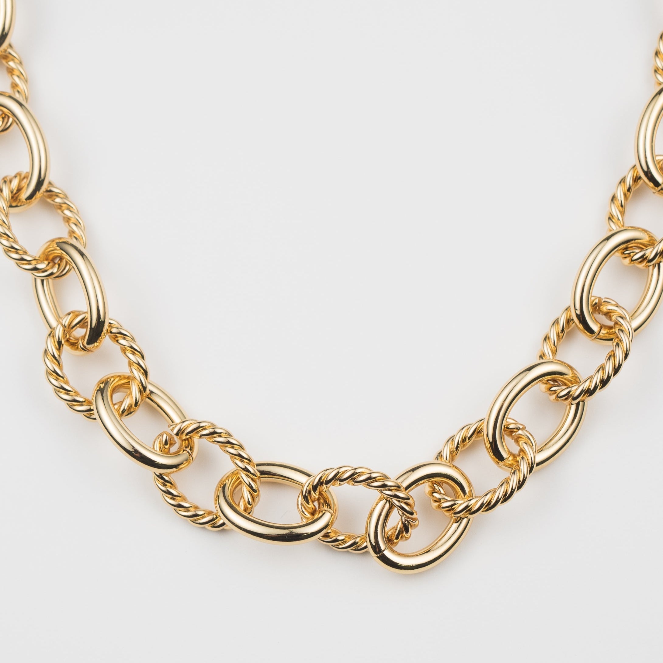 18 Gold Twisted Chain Link Statement Necklace