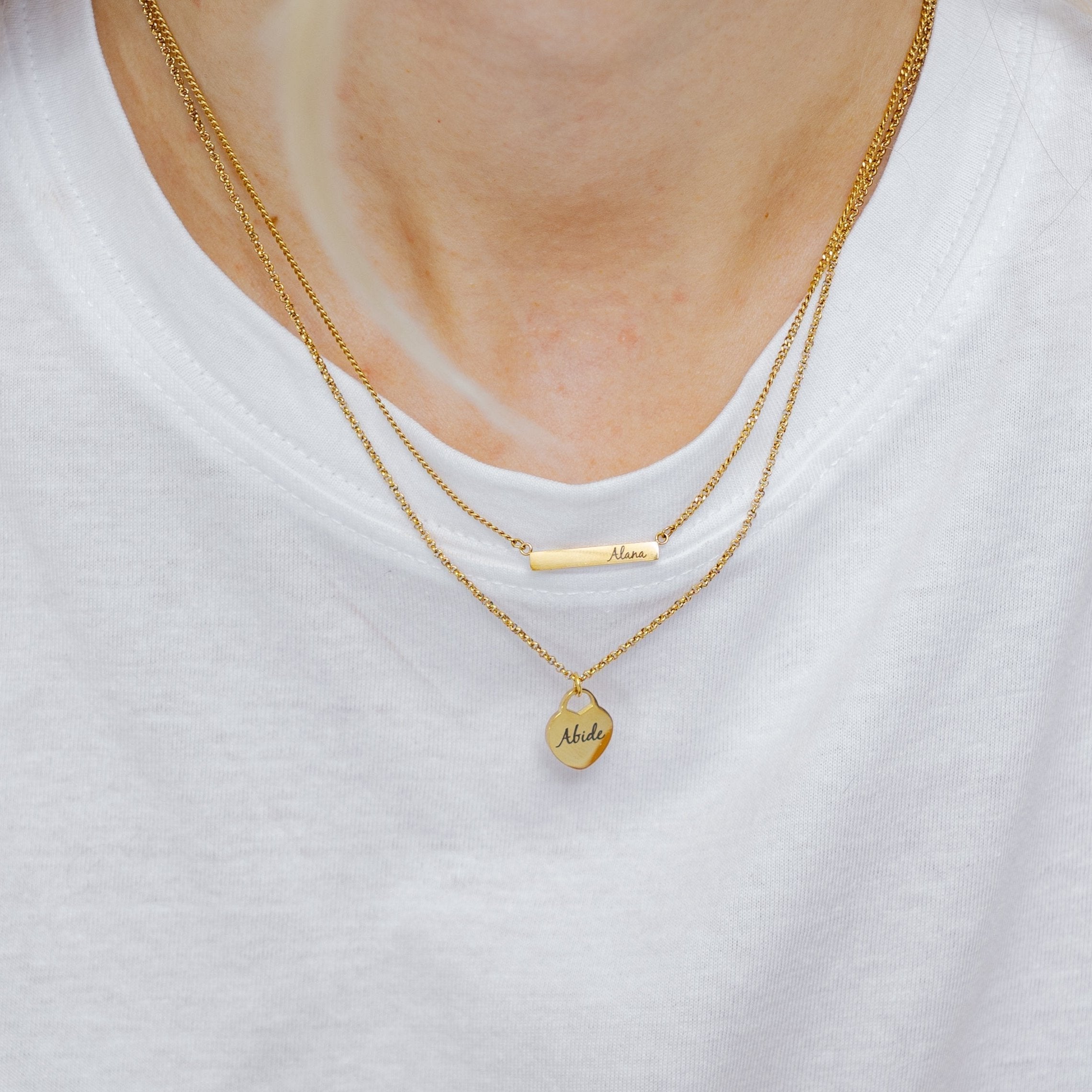 Waterproof Simple Gold Heart Necklace (Get it engraved!)