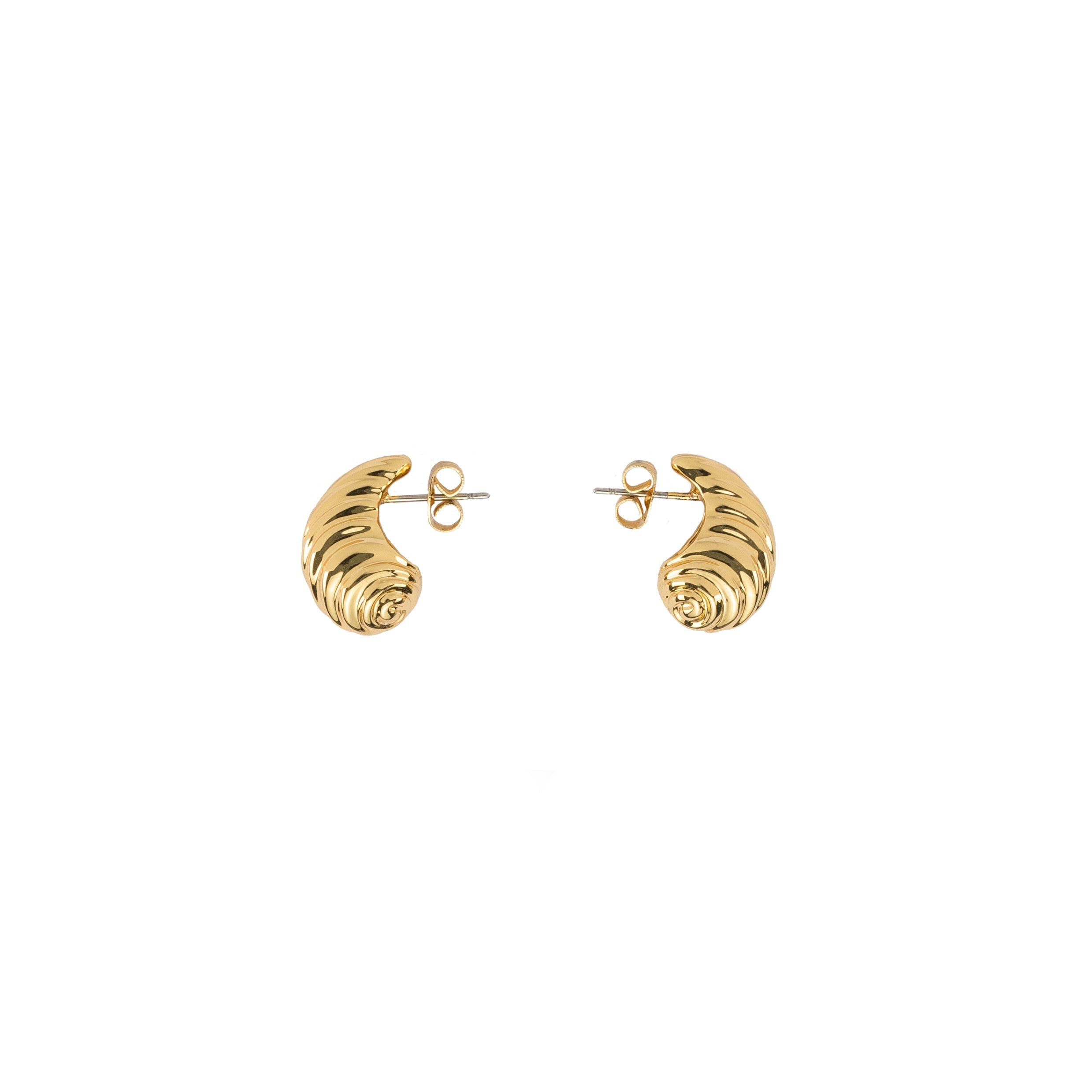 18K Gold Small Shell Earrings