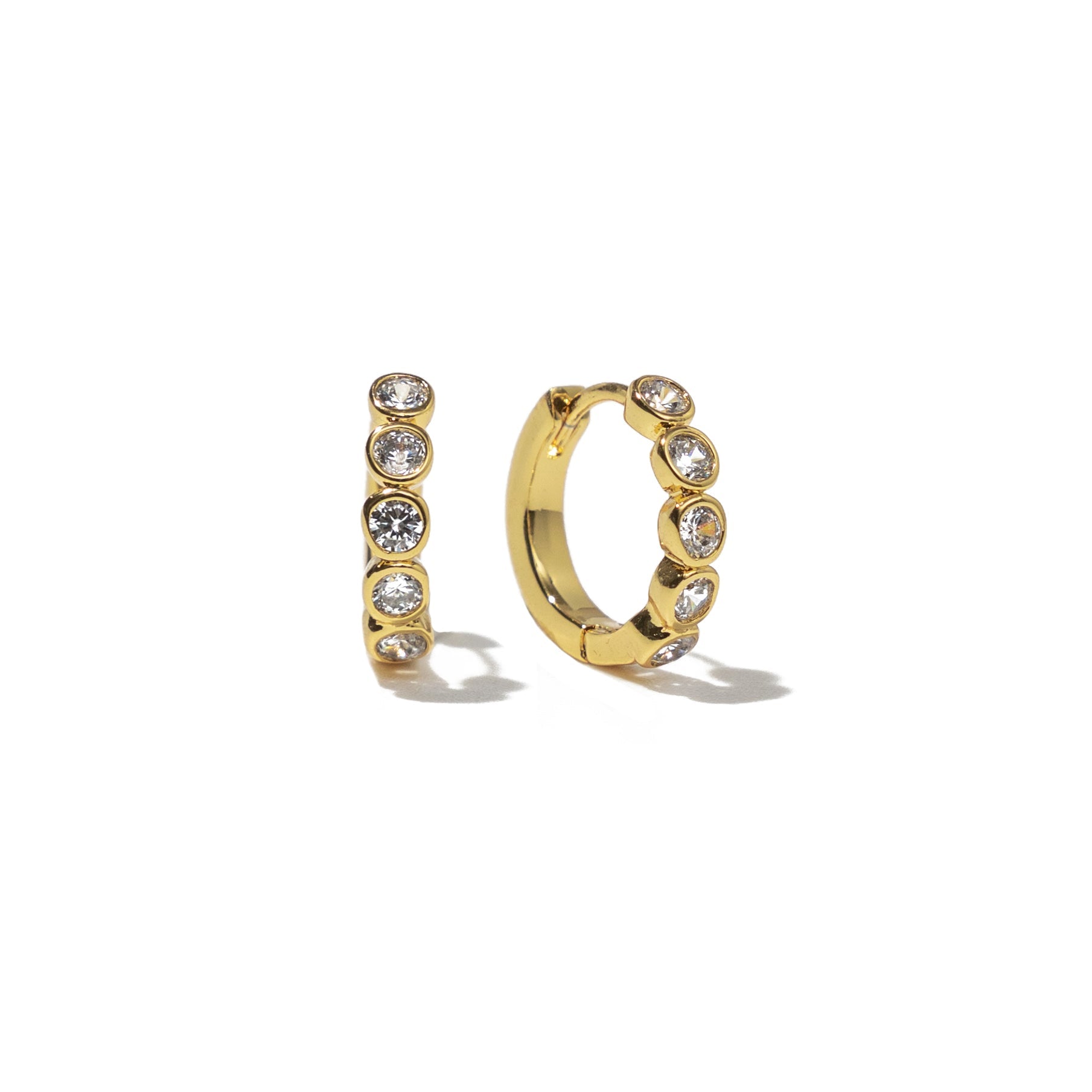 18K Gold Round Brilliant Huggies