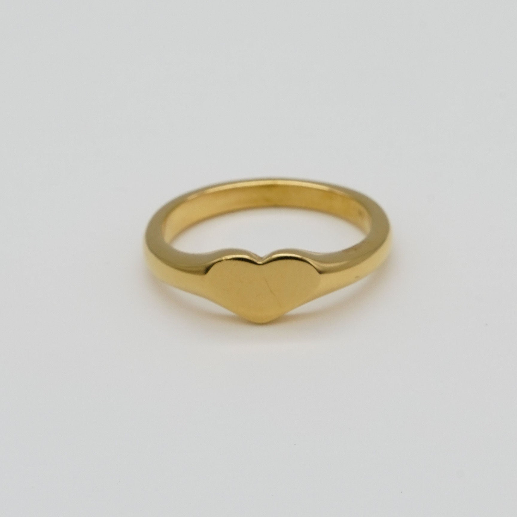 Waterproof Gold Heart Signet Ring