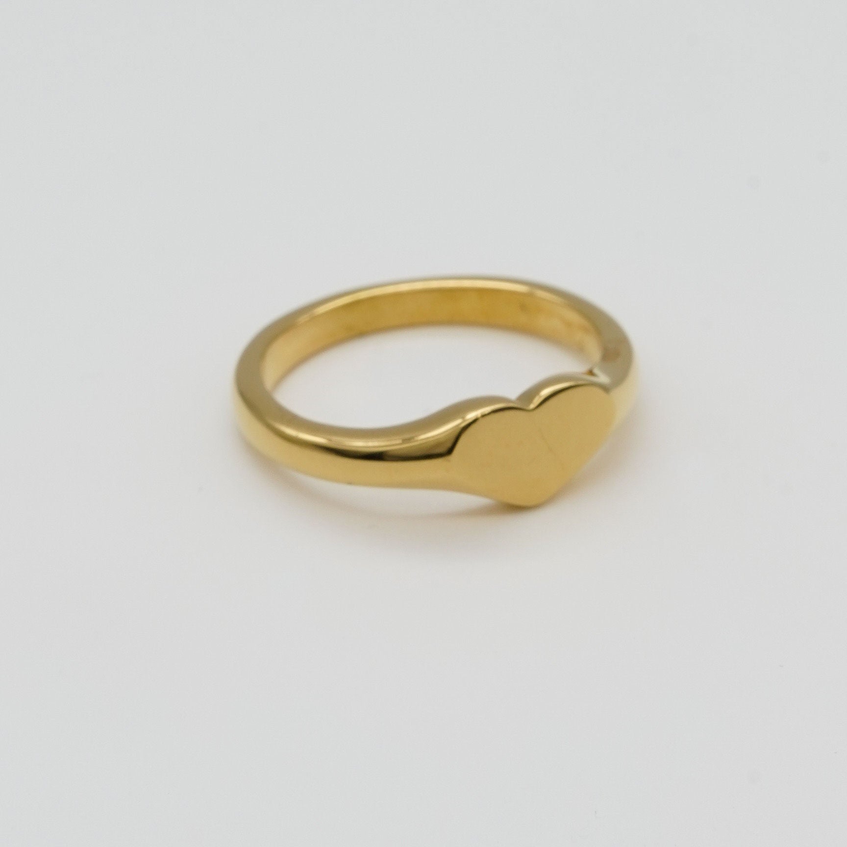 Waterproof Gold Heart Signet Ring