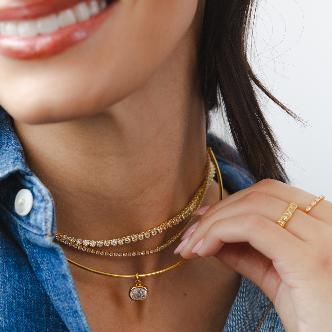 18K Gold Oval Crystal Collar Necklace