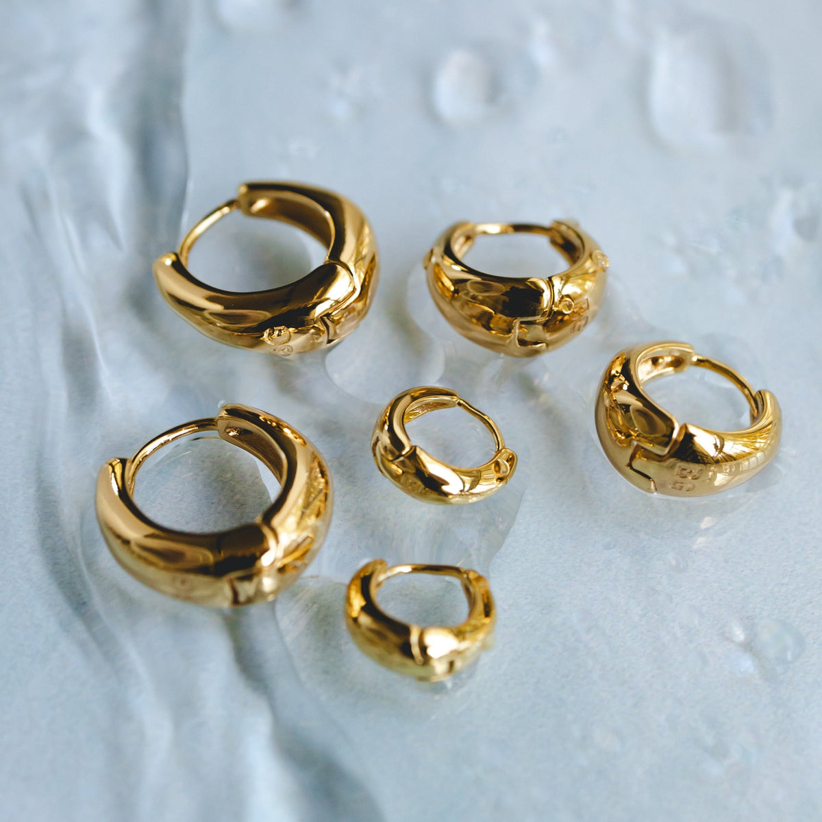 18K Gold 10mm Zenith Huggies