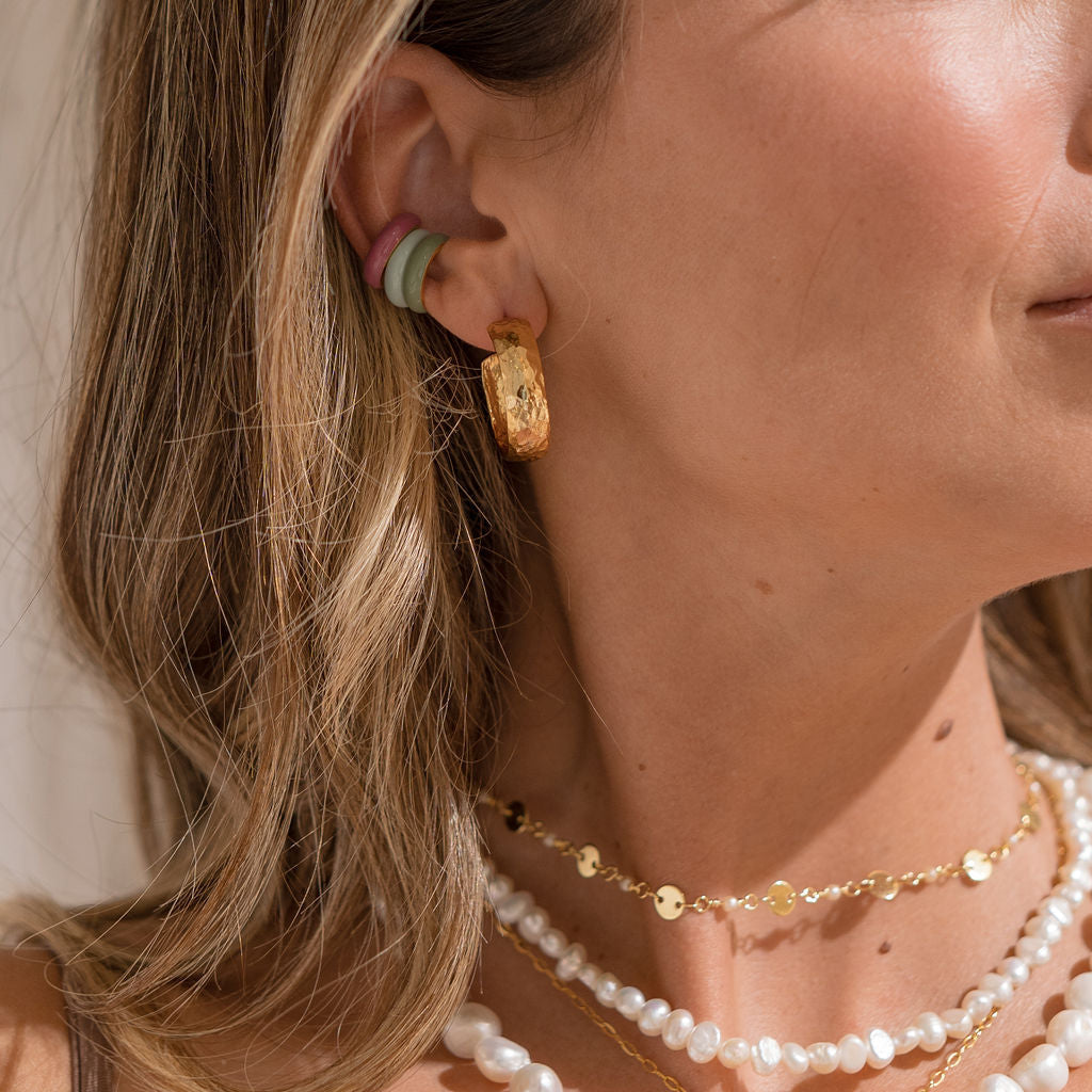18K Gold Dainty Pearl Necklace