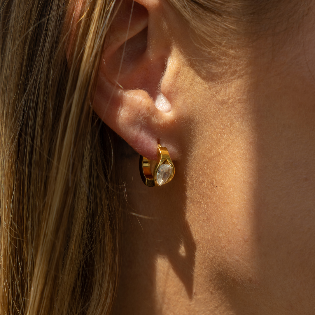 Drop crystal hoops 13mm