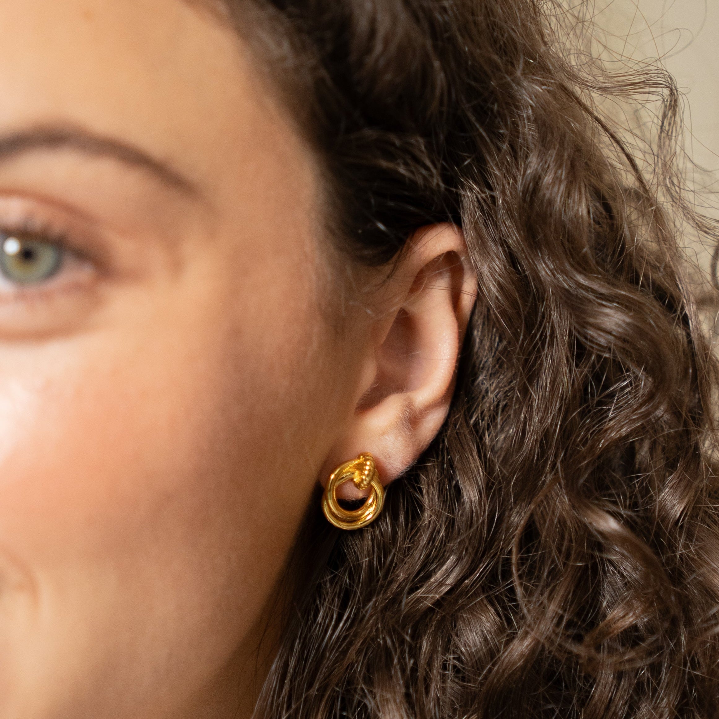 18K Gold Looped Duo Link Studs