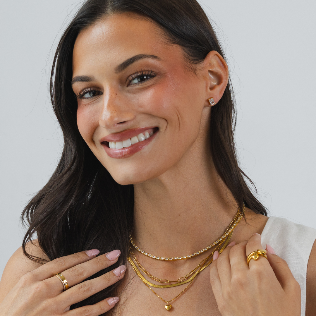 18K Gold Baguette Stud Earrings